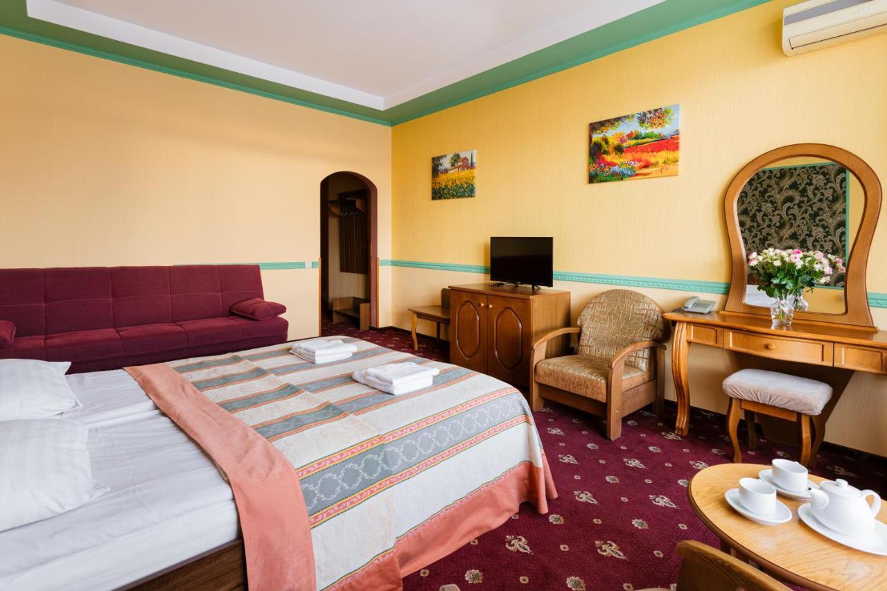 Tiso Apart Hotel Kiev Dış mekan fotoğraf