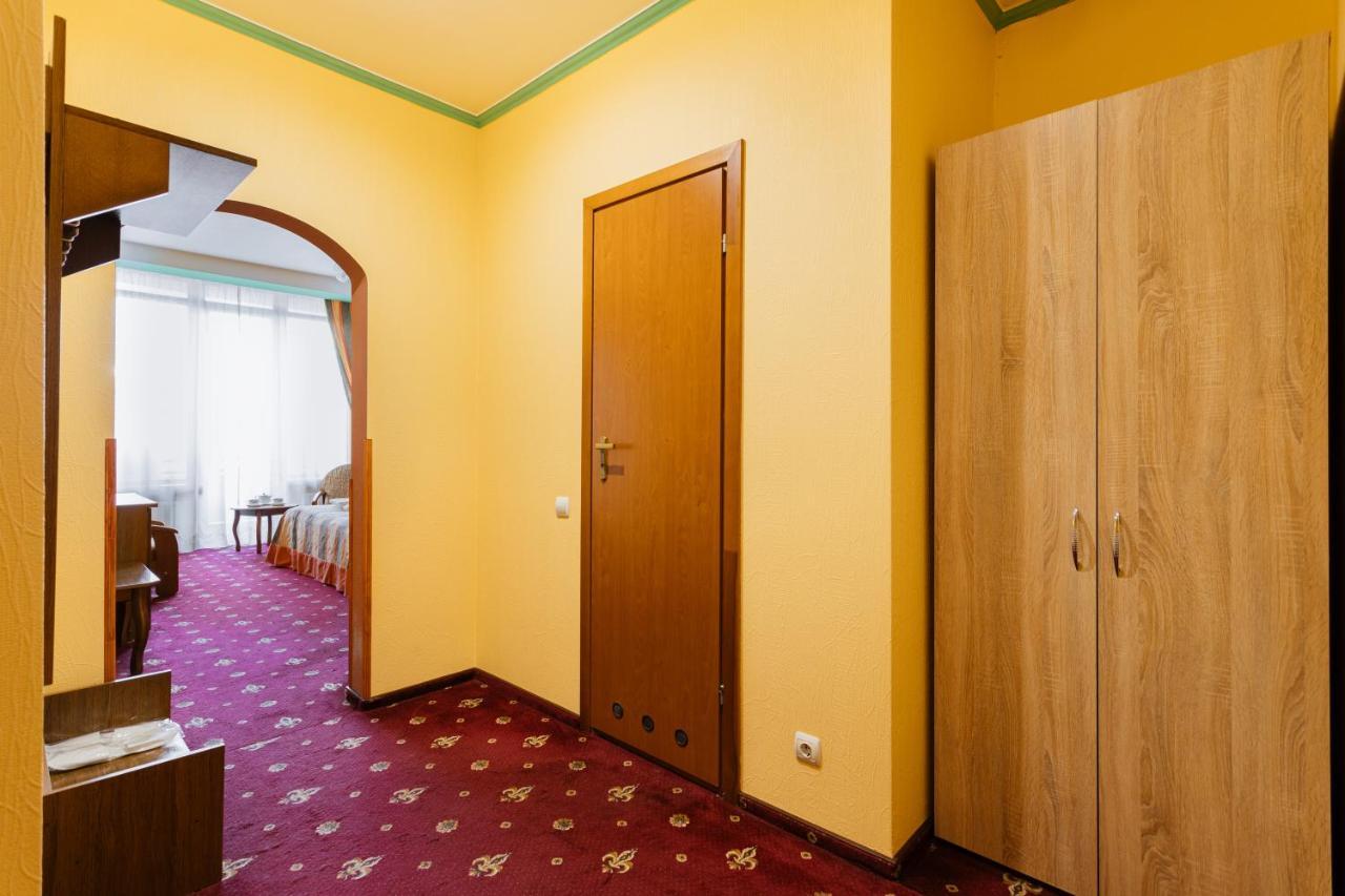 Tiso Apart Hotel Kiev Dış mekan fotoğraf
